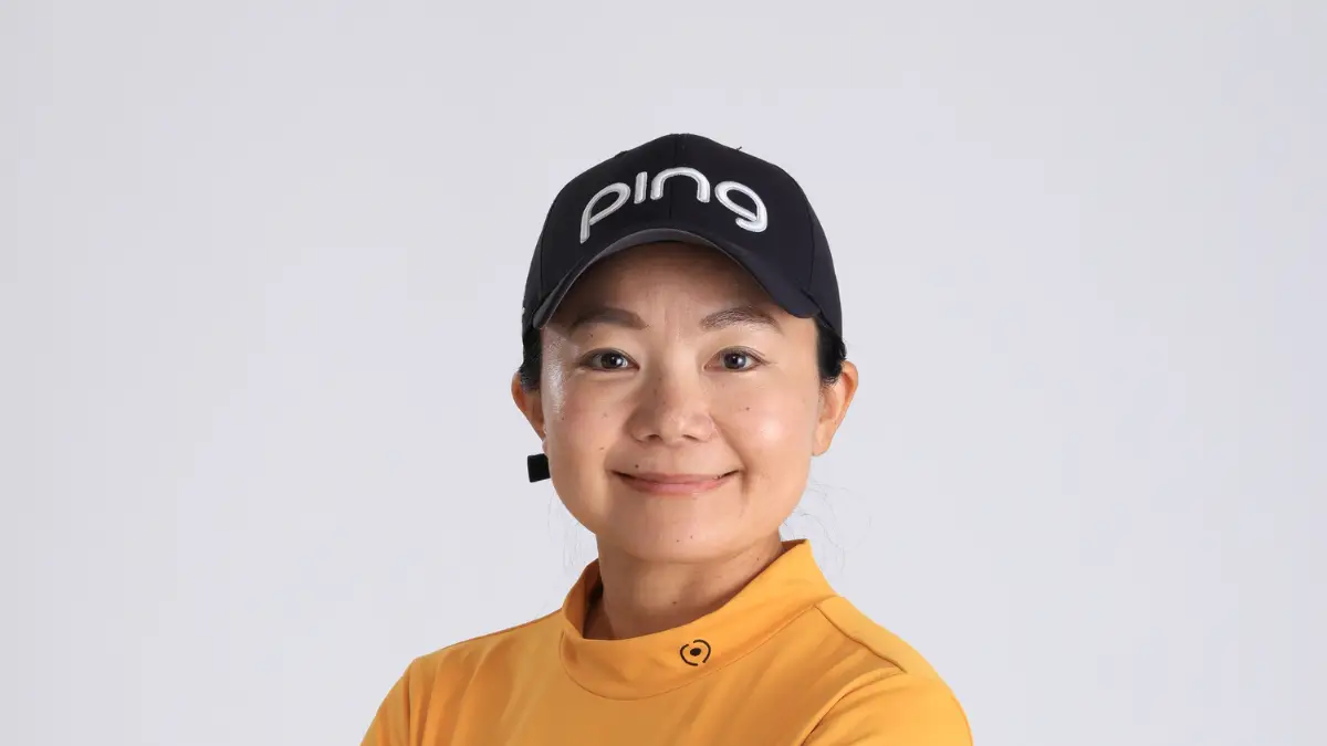 上原 彩子